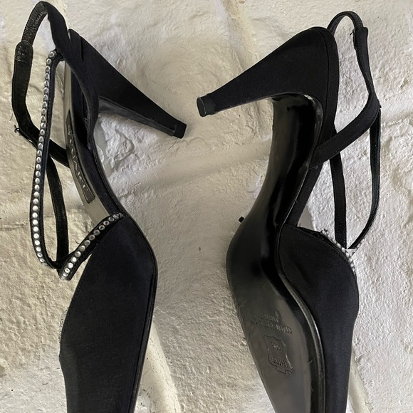 Black Heels - Picture 2 of 4